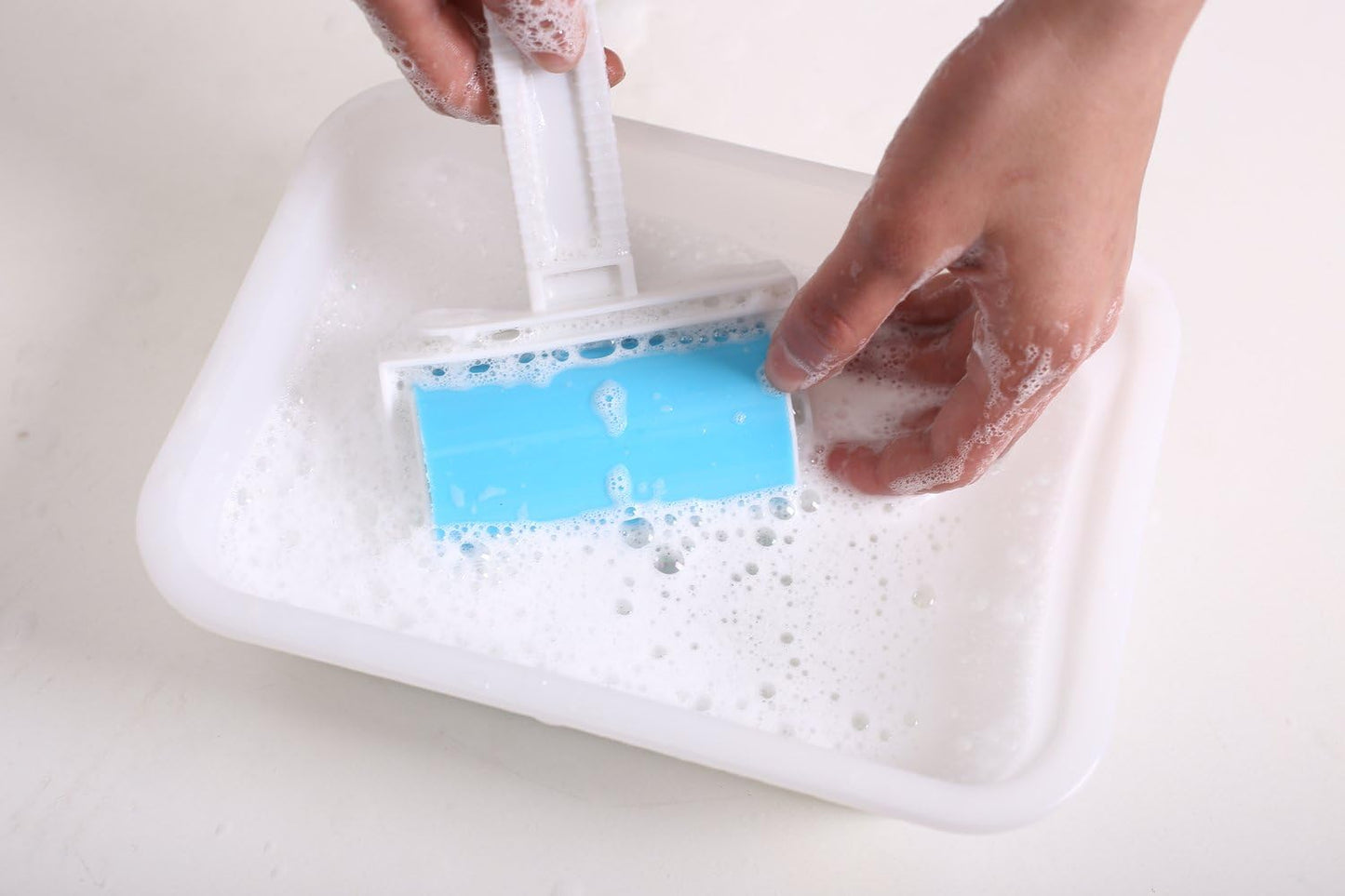 Reusable Lint Remover